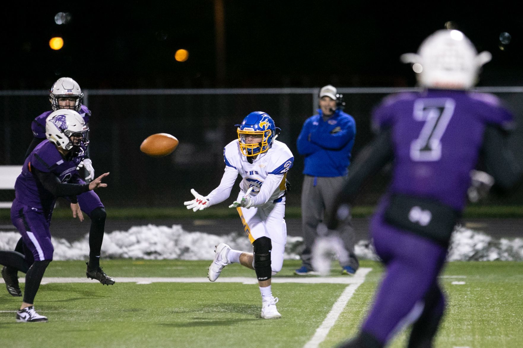 Laurel Locomotives host Lewistown